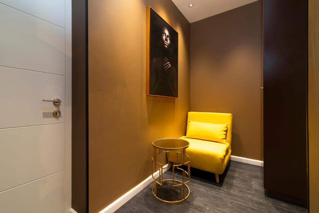 Crown Sea Apart Hotel Tel Aviv Bagian luar foto